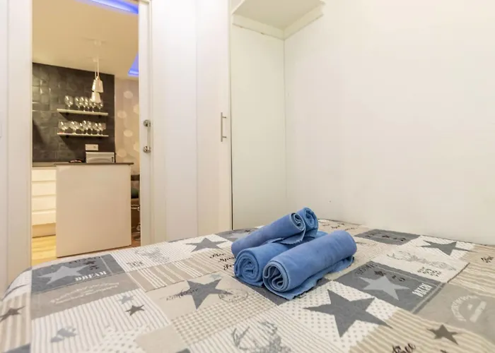 Lejlighed Leon By Interhome Lloret de Mar