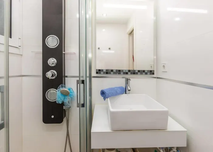 Leon By Interhome Apartment Lloret de Mar