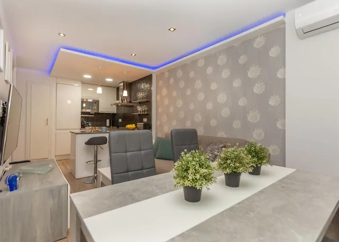 Leon By Interhome Apartamento *