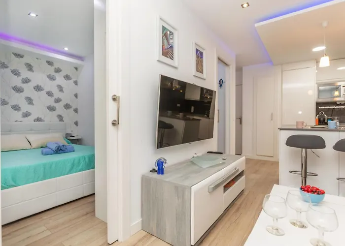 Apartamento Leon By Interhome