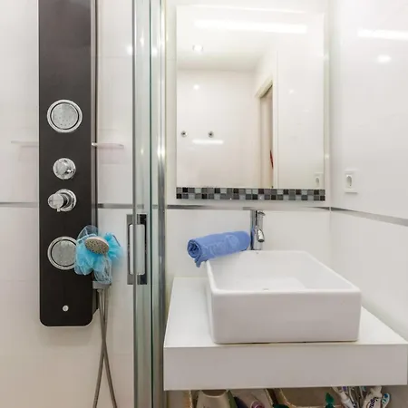 Leon By Interhome Apartman Lloret de Mar